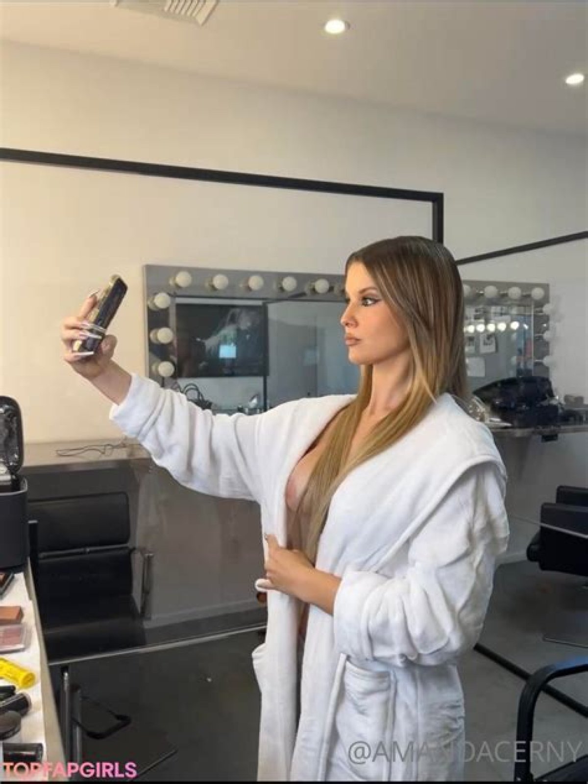 A Comprehensive Guide To Amanda Cerny's OnlyFans: What You Need To Know
