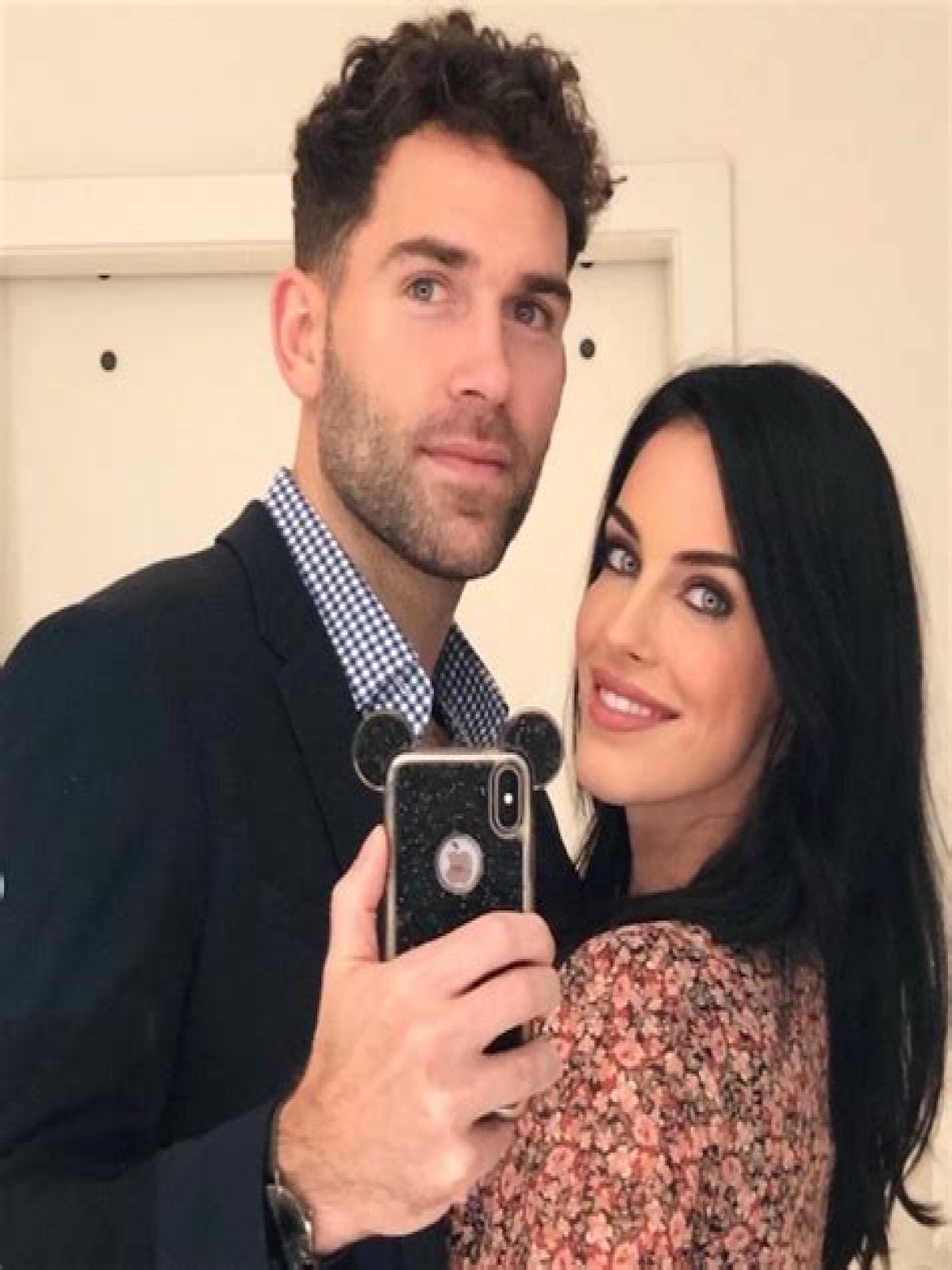 Unveiling The Mystery: Who Is Jessica Lowndes Married To?